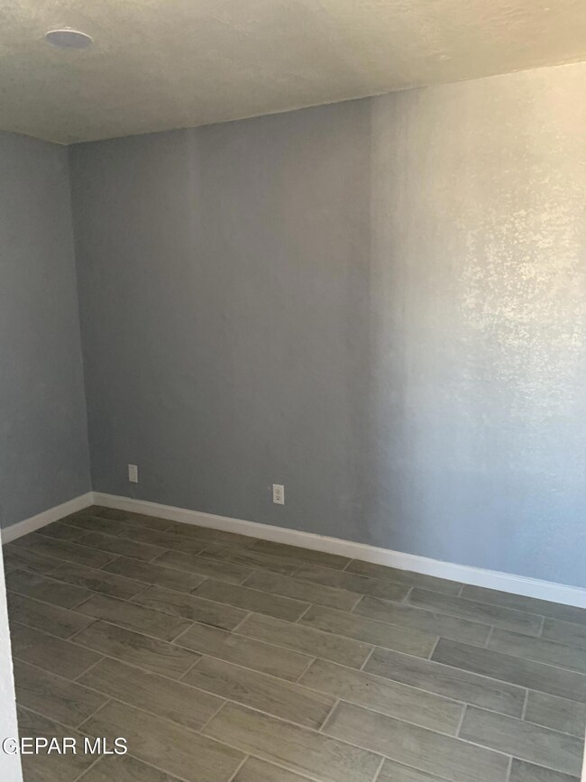 4016 Taylor Ave unit 4, El Paso, TX 79930 - photo 3