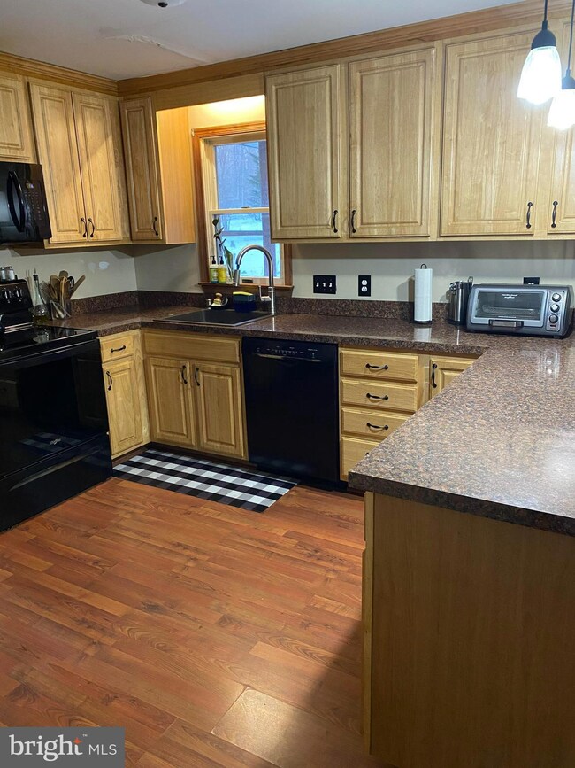 2013 Old Sawmill Ln, Amissville, VA 20106 - photo 7