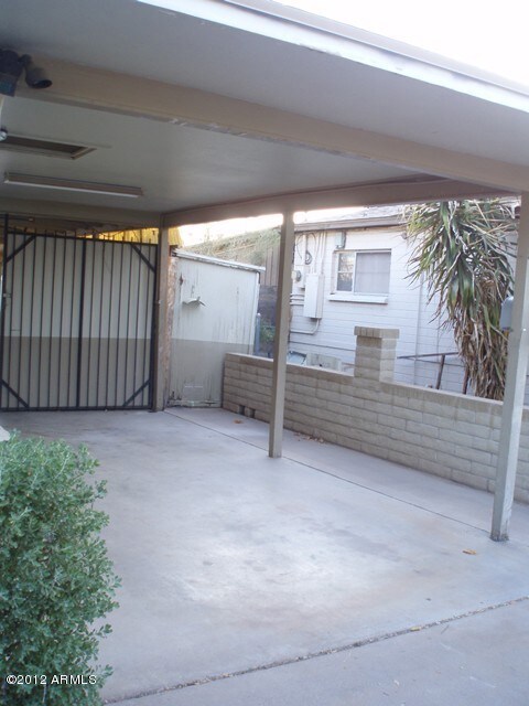 Carport