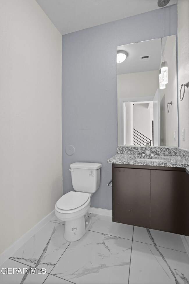 11992 Crevasse Dr, Socorro, TX 79927 - photo 6