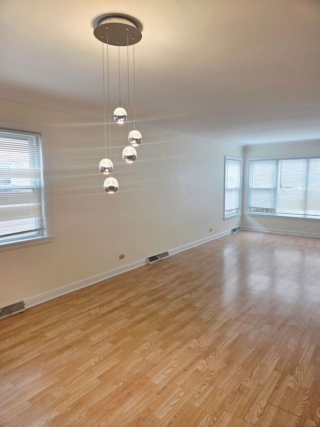 8537 W Foster Ave unit 1, Chicago, IL 60656 - photo 4