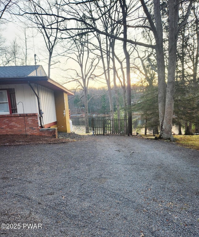 436 Log Tavern Rd, Milford, PA 18337 - photo 3