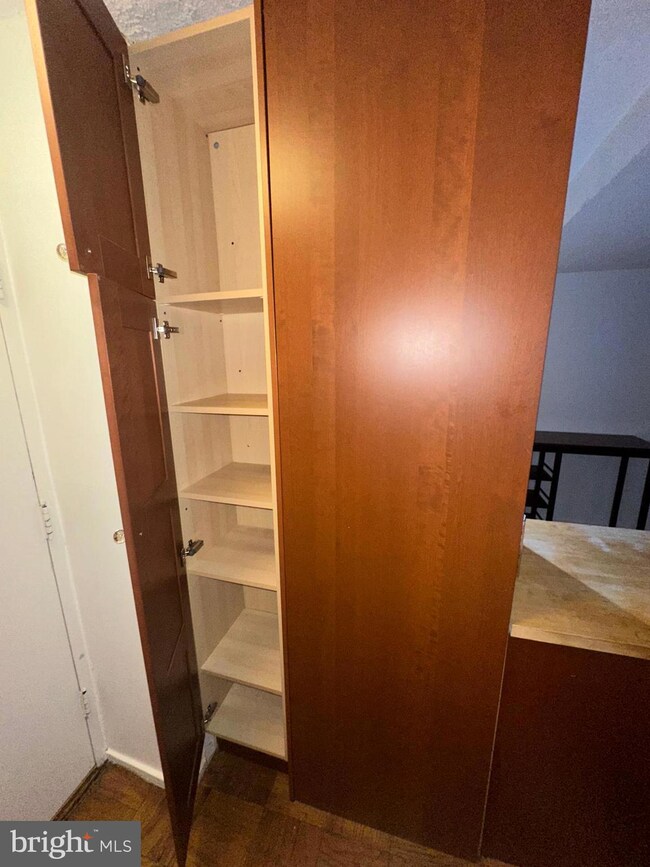 River Park unit N-602, Washington, DC 20024 - photo 7