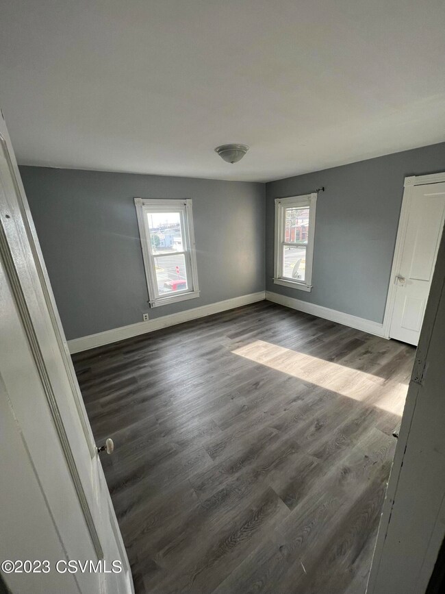 234 W 3rd St, Berwick, PA 18603 - photo 4