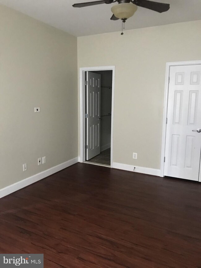 14833 Potomac Branch Dr unit 249A, Woodbridge, VA 22191 - photo 3