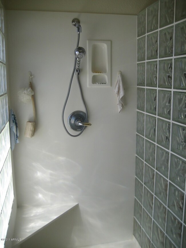 LARGE WALK IN MASTER SHOWER
