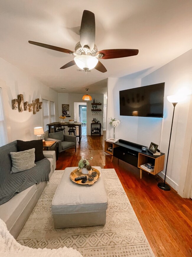 709 E 18th St, Houston, TX 77008 - photo 3