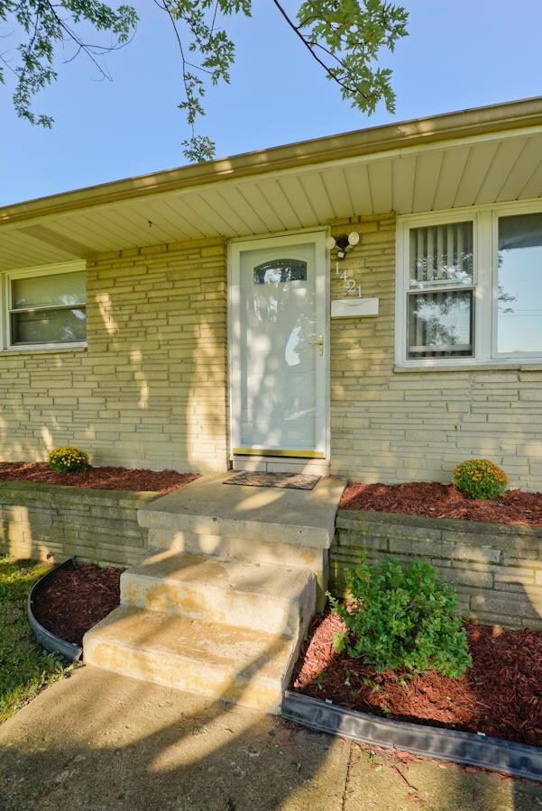 1421 Vilardo Ln_web-3