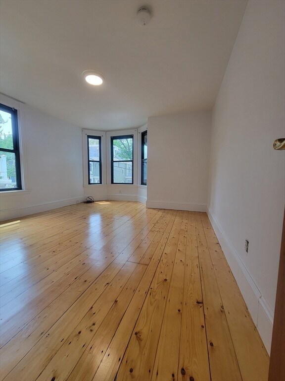 52 Mount Pleasant St unit 2, Cambridge, MA 02140 - photo 7