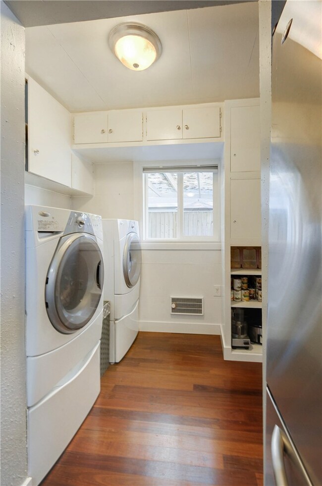 7810 206th St SW, Edmonds, WA 98026 - photo 5