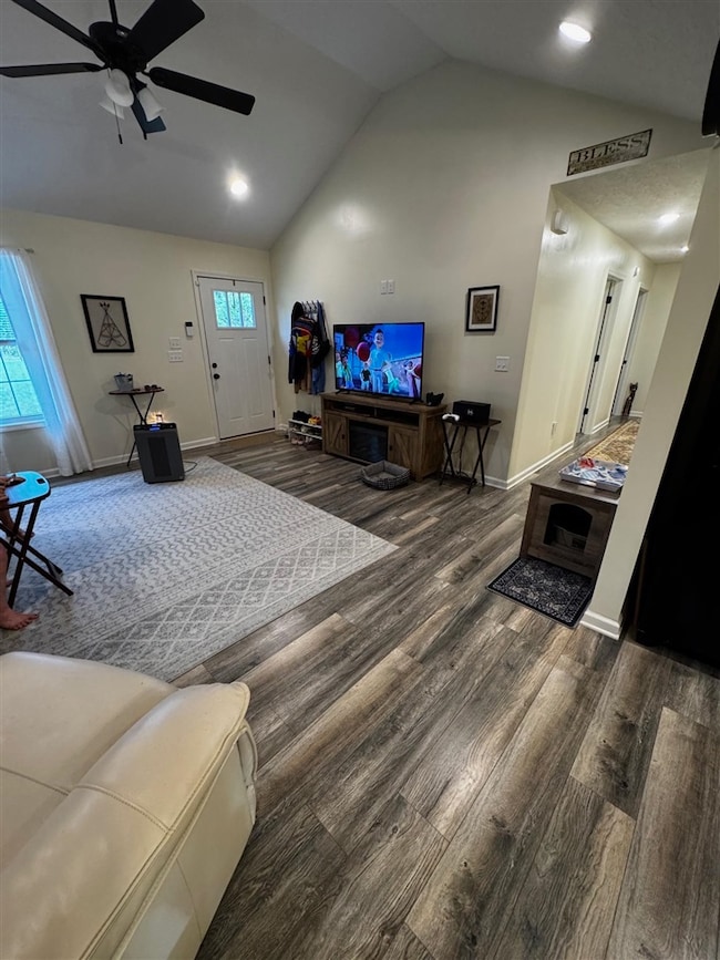 1209 Walkers Chapel Rd, Adolphus, KY 42120 - photo 3