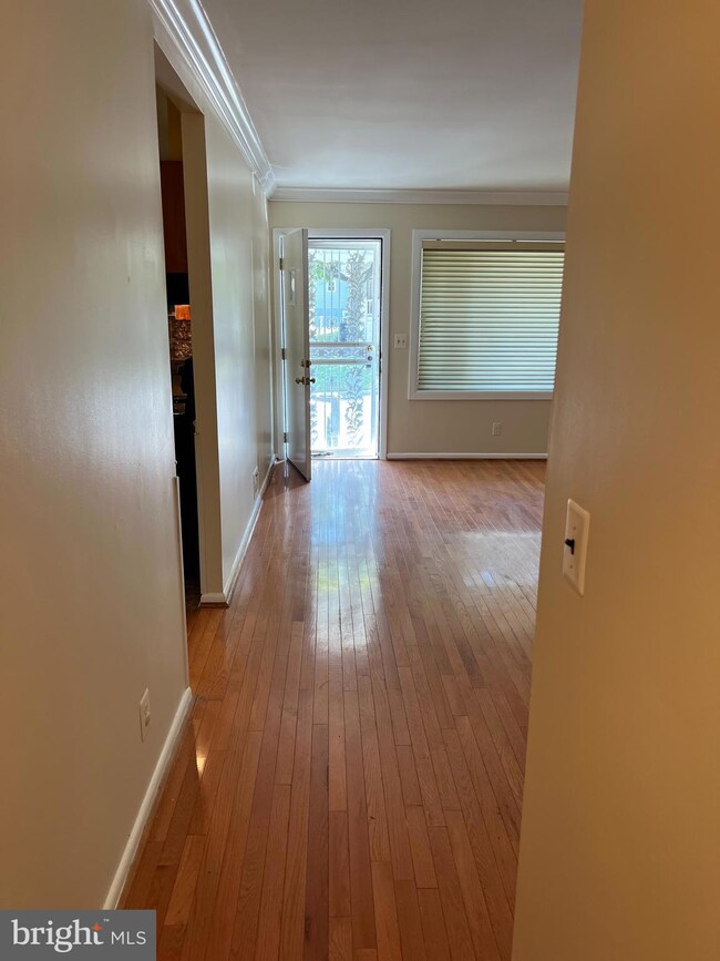 1105 Mentor Ave, Capitol Heights, MD 20743 - photo 2