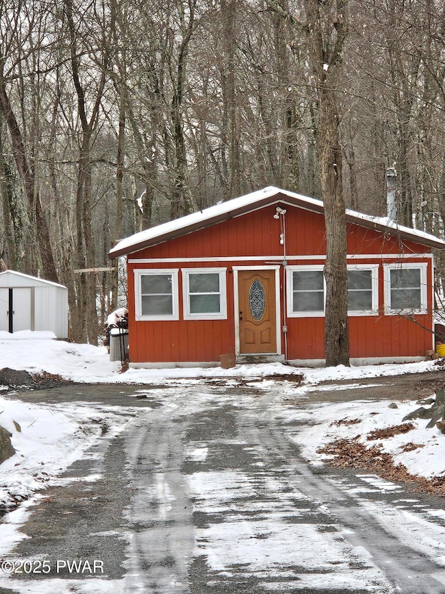 132 Crocus Ln, Milford, PA 18337 - photo 2