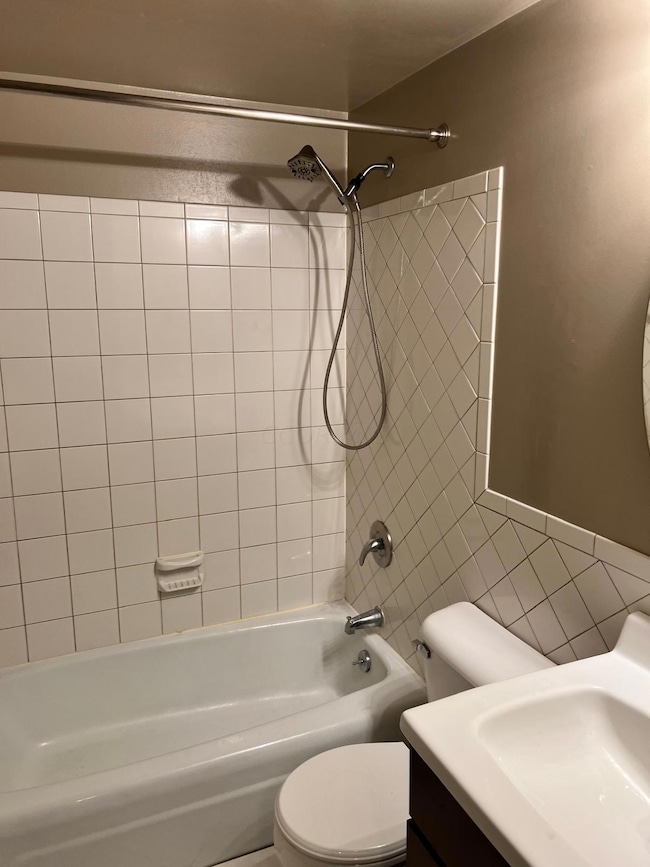 4696 Tarryton Ct S unit 7-2D, Columbus, OH 43228 - photo 6