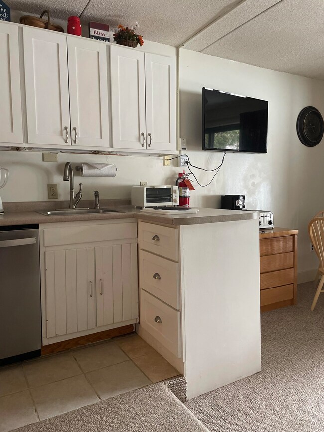 10 Nordland 10 at Smugglers Notch Resort unit 10, Cambridge, VT 05464 - photo 4