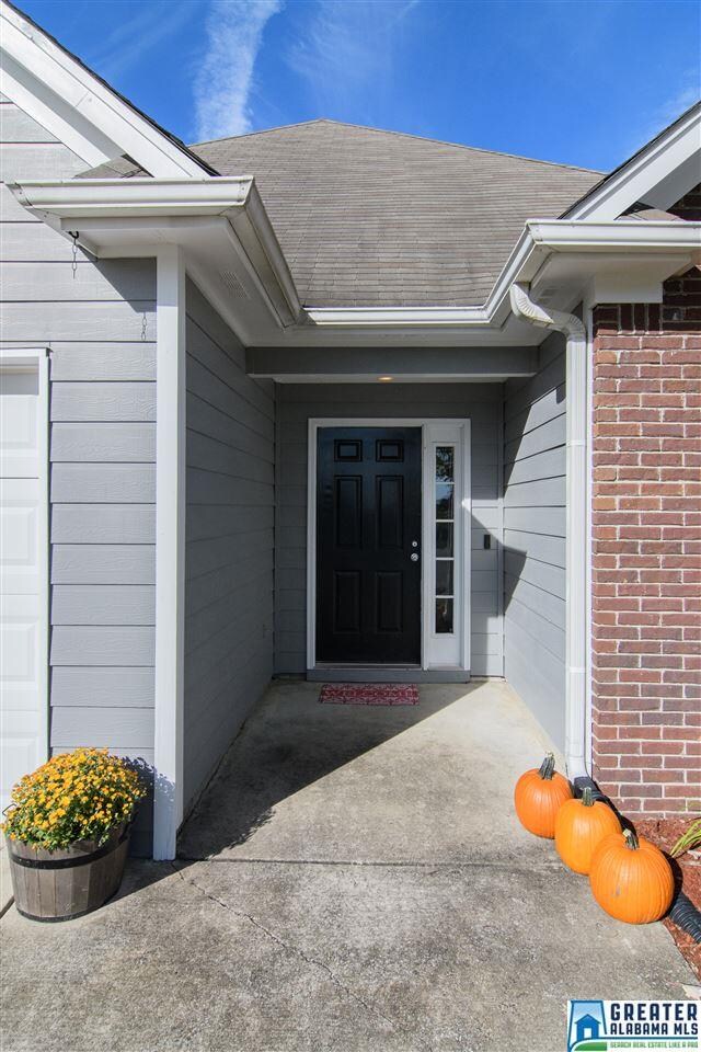 472 Camden Cove Cir, Calera, AL 35040 - photo 3