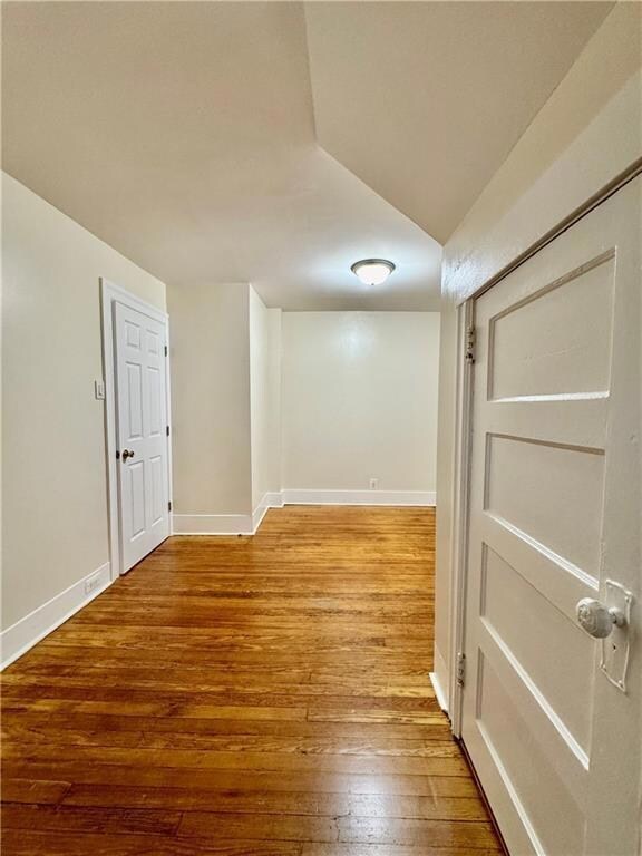 35 Norwood Ave unit 3, Staten Island, NY 10304 - photo 4