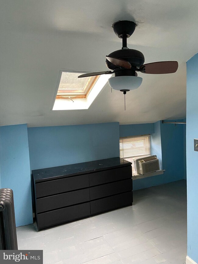 160 Carson St, Philadelphia, PA 19127 - photo 6