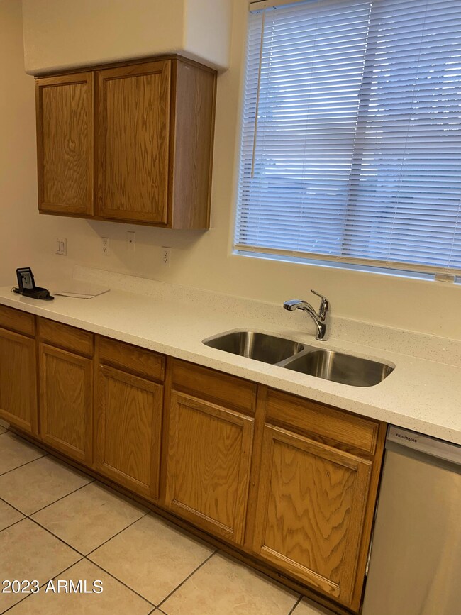 705 S Bedford Dr, Chandler, AZ 85225 - photo 5