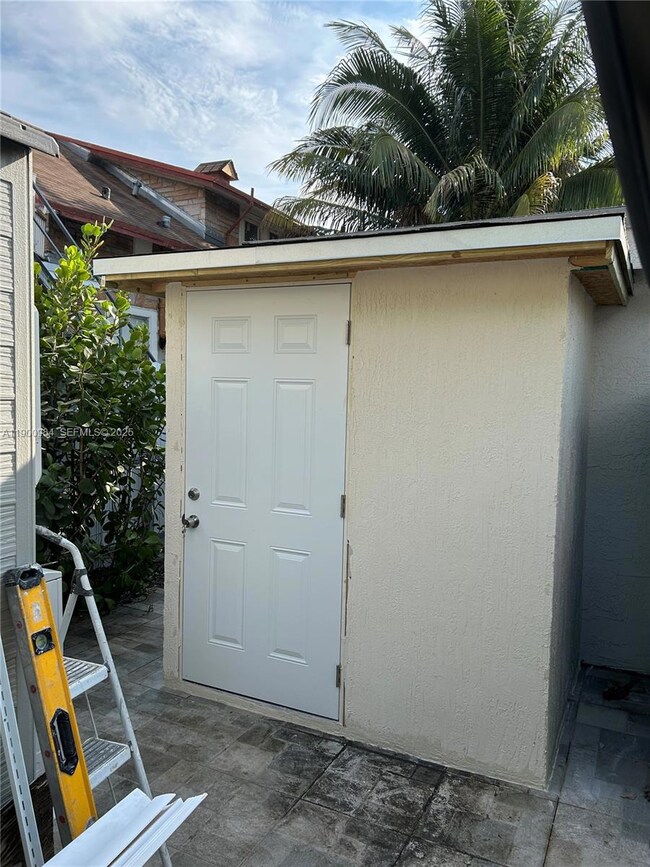 1934 NW 25th Ave unit B, Miami, FL 33125 - photo 5