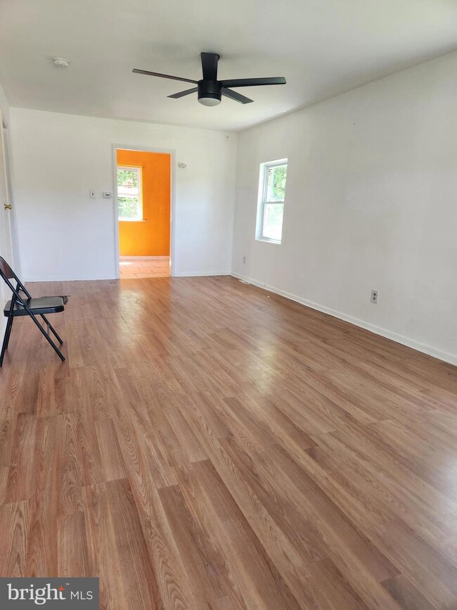 102 Fairview Ave, West Berlin, NJ 08091 - photo 5