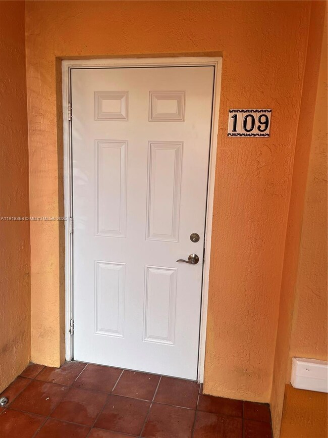 4681 NW 9th St unit 109, Miami, FL 33126 - photo 3