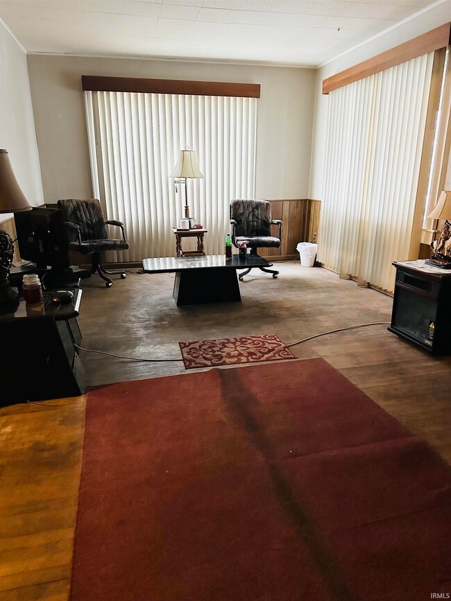 HARDWOOD FLOORS