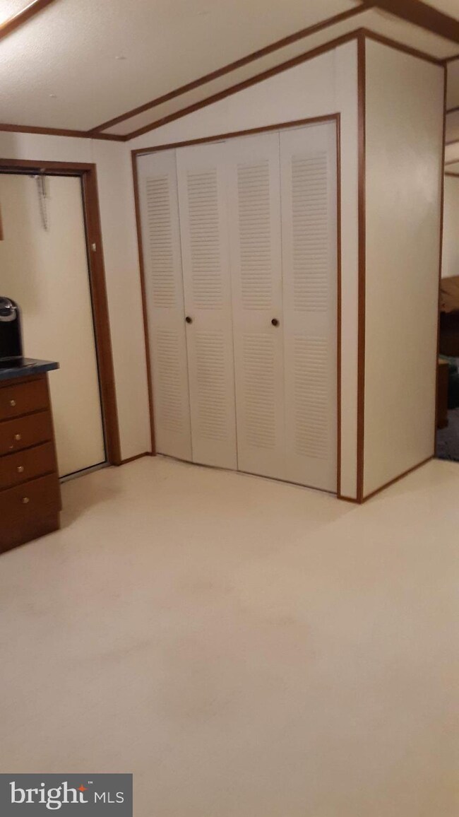 2894 Hemlock Ln, Glen Rock, PA 17327 - photo 6