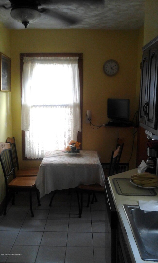 10 W End Place, Elizabeth, NJ 07202 - photo 6