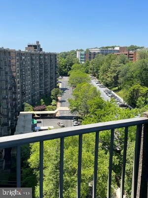 Green Hill Condominiums unit E-1118, Wynnewood, PA 19096 - photo 3