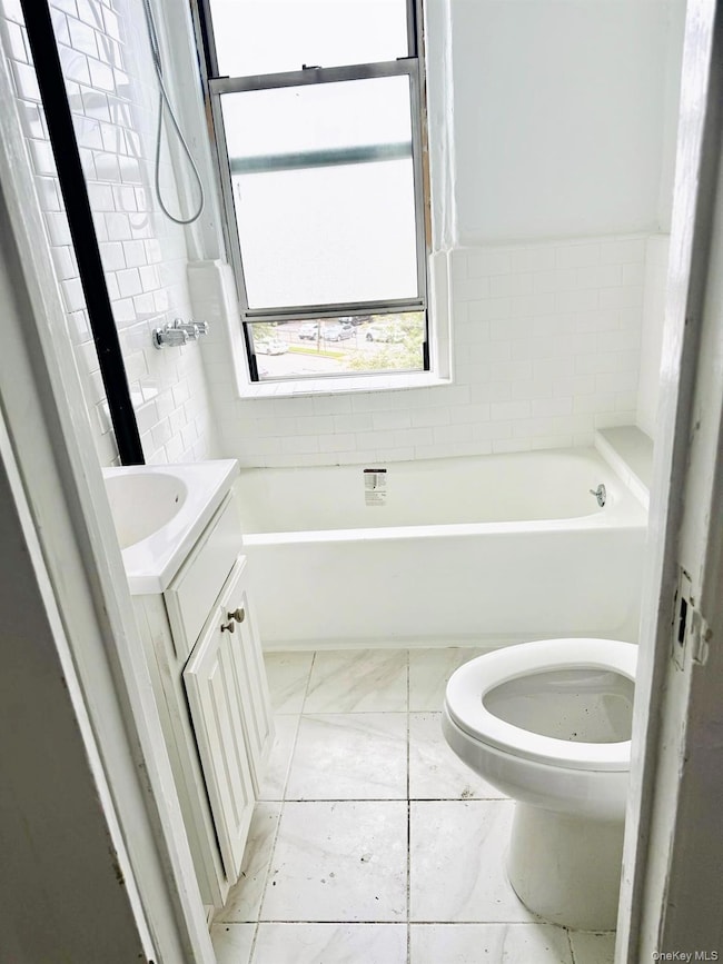 Wellington Court unit Bldg. 2, Unit K4, Mount Vernon, NY 10552 - photo 6