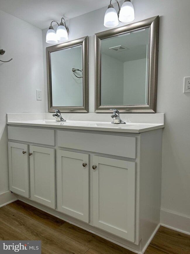 106 Greenwood St, Brunswick, MD 21716 - photo 7