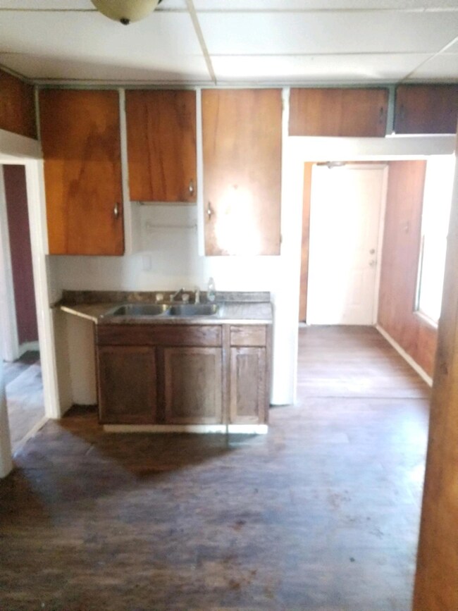 2736 Steele Ave, Columbus, OH 43204 - photo 4