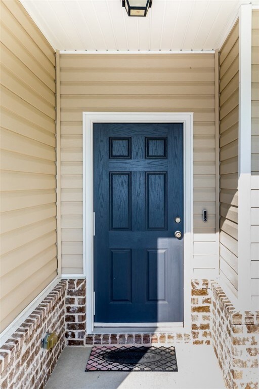 Front Walk-up