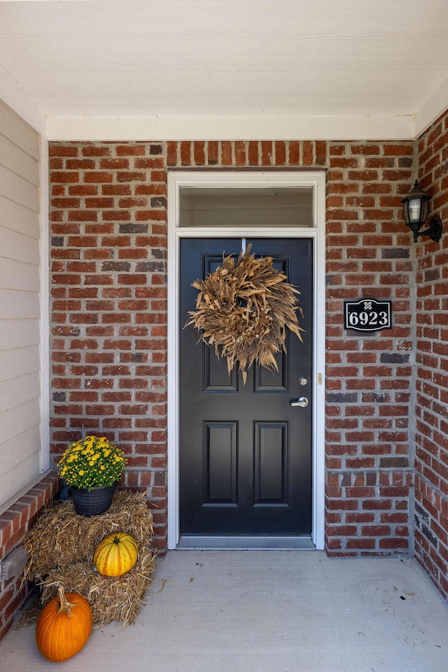 6923 Rothwell St unit 46923, New Albany, OH 43054 - photo 3