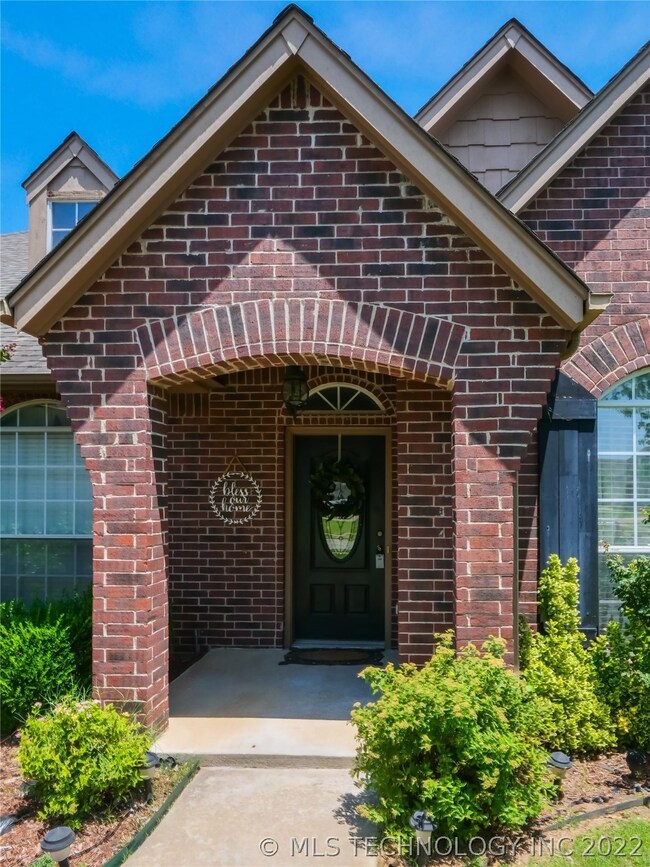 1316 E Boston St, Broken Arrow, OK 74012 - photo 2