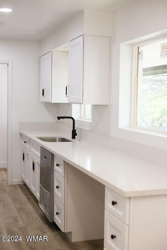 Kitchen with Desk Area right of sink