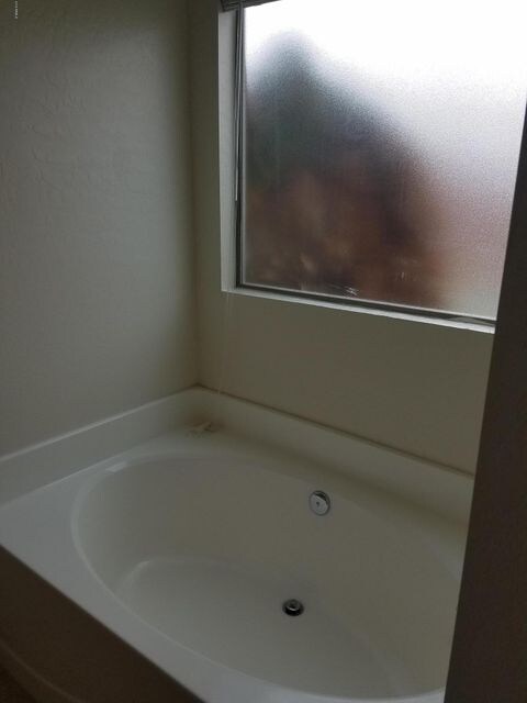 Garden Tub