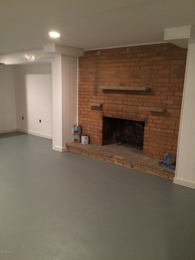Ansley Dr 033