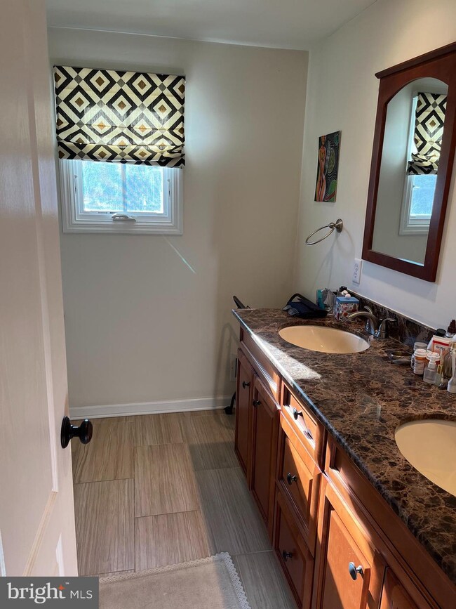 2712 Maple Ave, South Plainfield, NJ 07080 - photo 3