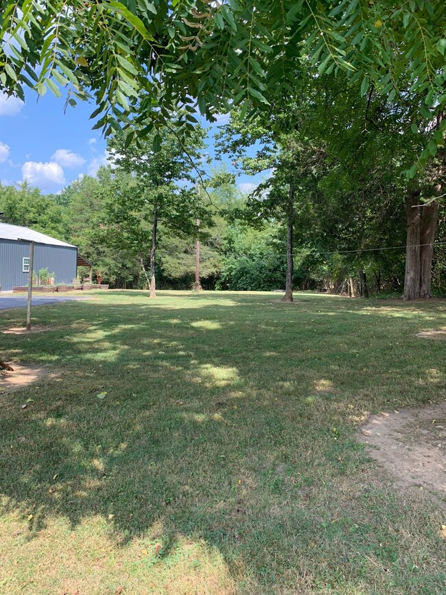 335 Sulphur Springs Rd, Shelbyville, TN 37160 - photo 7