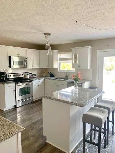 5089 W Bay Rd, Plainfield, IN 46168 - photo 4