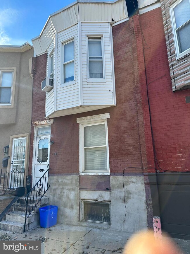 1334 S Ringgold St, Philadelphia, PA 19146 - photo 3