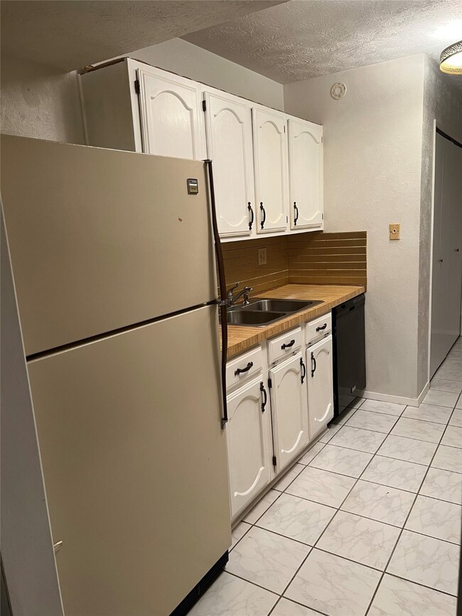 24038 Rockin Seven Dr, Hockley, TX 77447 - photo 7