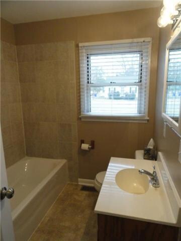 807 Adams Dr, Shelbyville, TN 37160 - photo 4