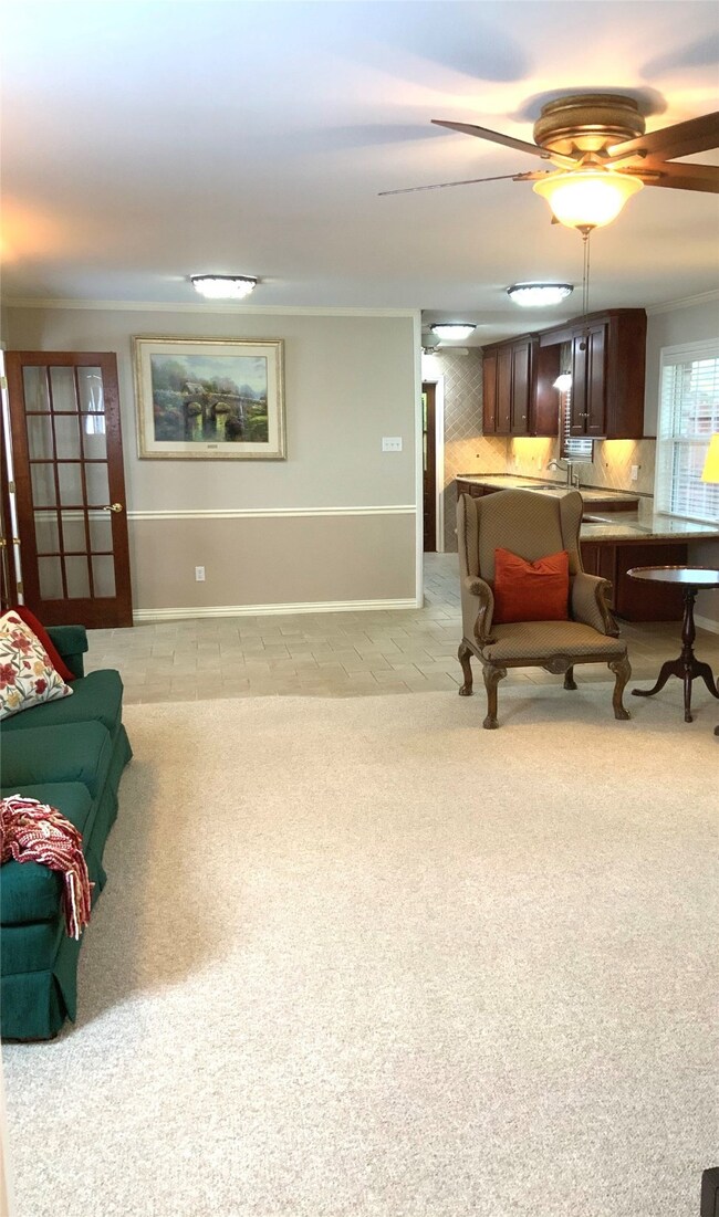 1504 Meadow Ln, Alvin, TX 77511 - photo 6