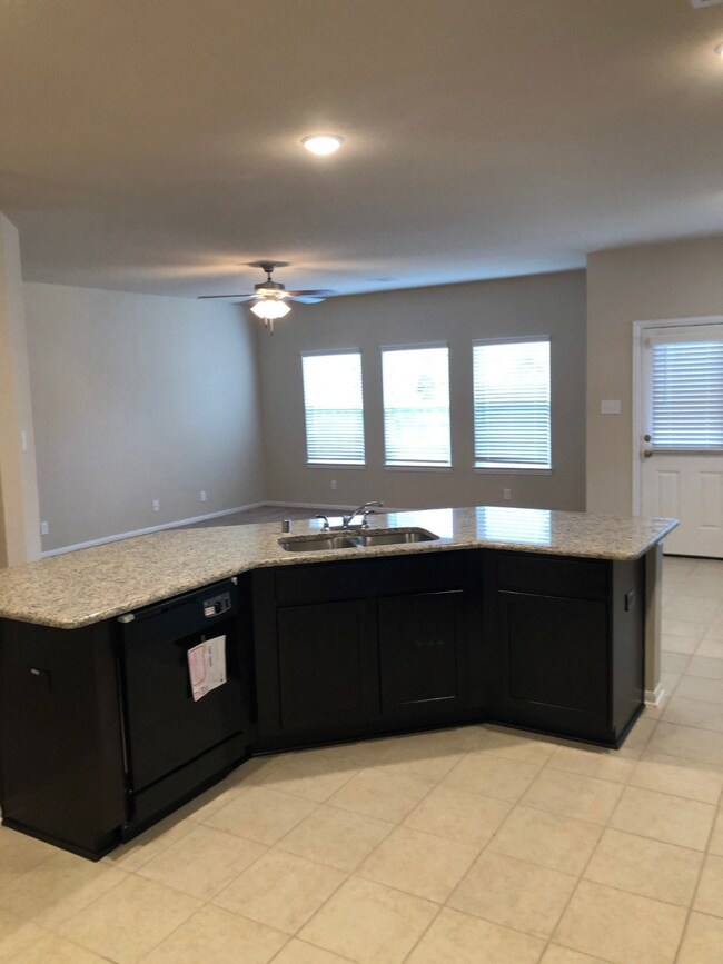 4931 Fairwater Ct, Richmond, TX 77469 - photo 4