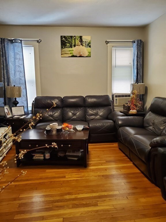 43 Sumner St unit 1, Revere, MA 02151 - photo 2