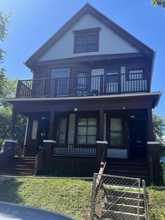 0bd9df70-b467-465f-8981-03da1e9c58e3 - C