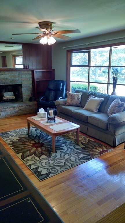 96 Colonial Rd, Lawrence, MA 01843 - photo 4